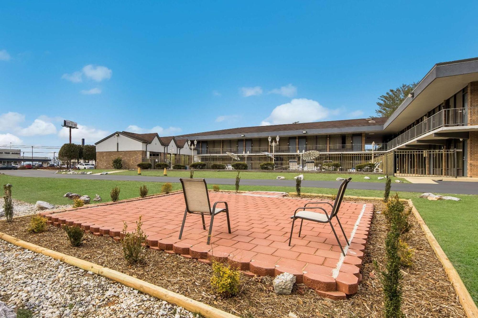 Quality Inn Asheville Airport Fletcher Exteriör bild