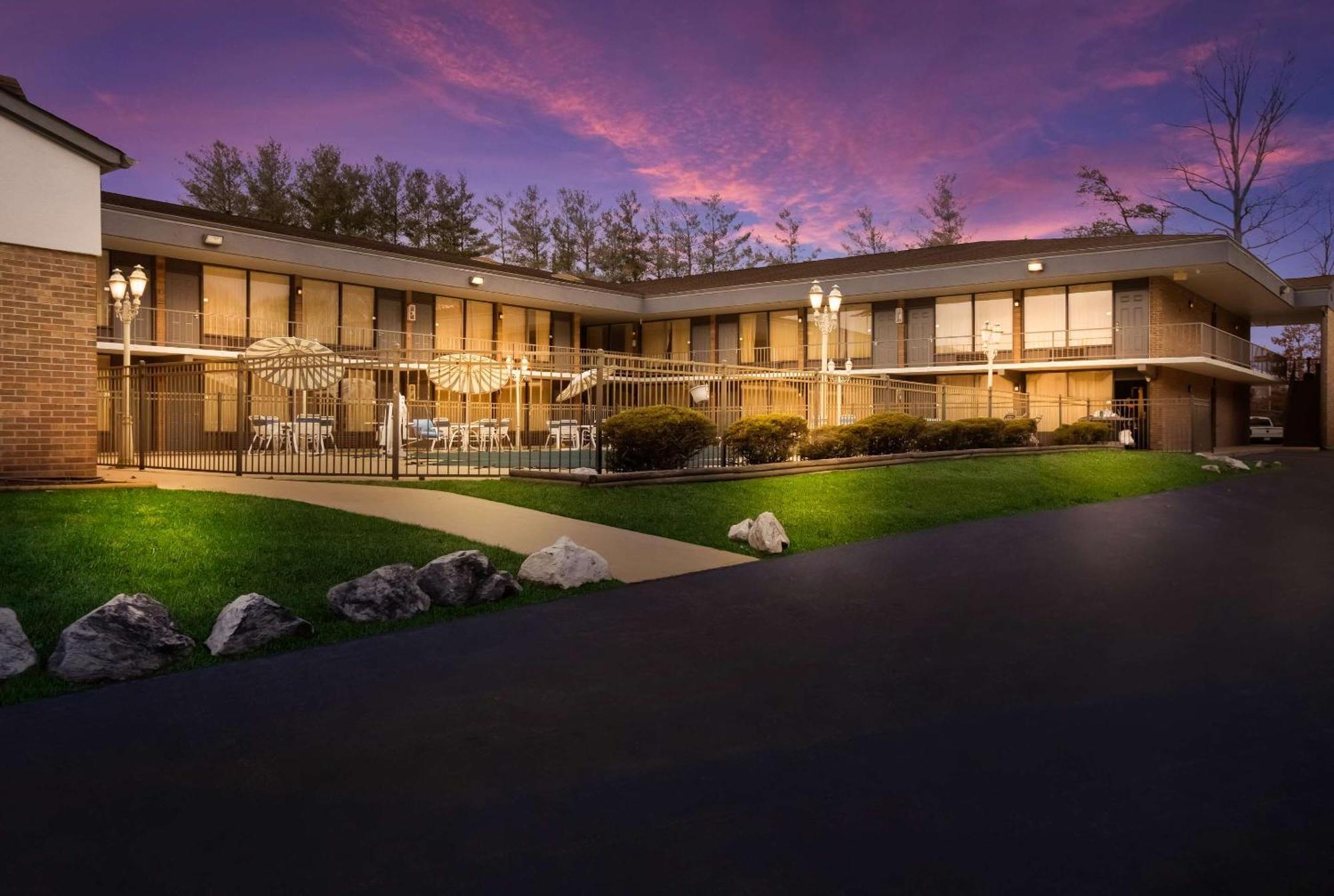 Quality Inn Asheville Airport Fletcher Exteriör bild